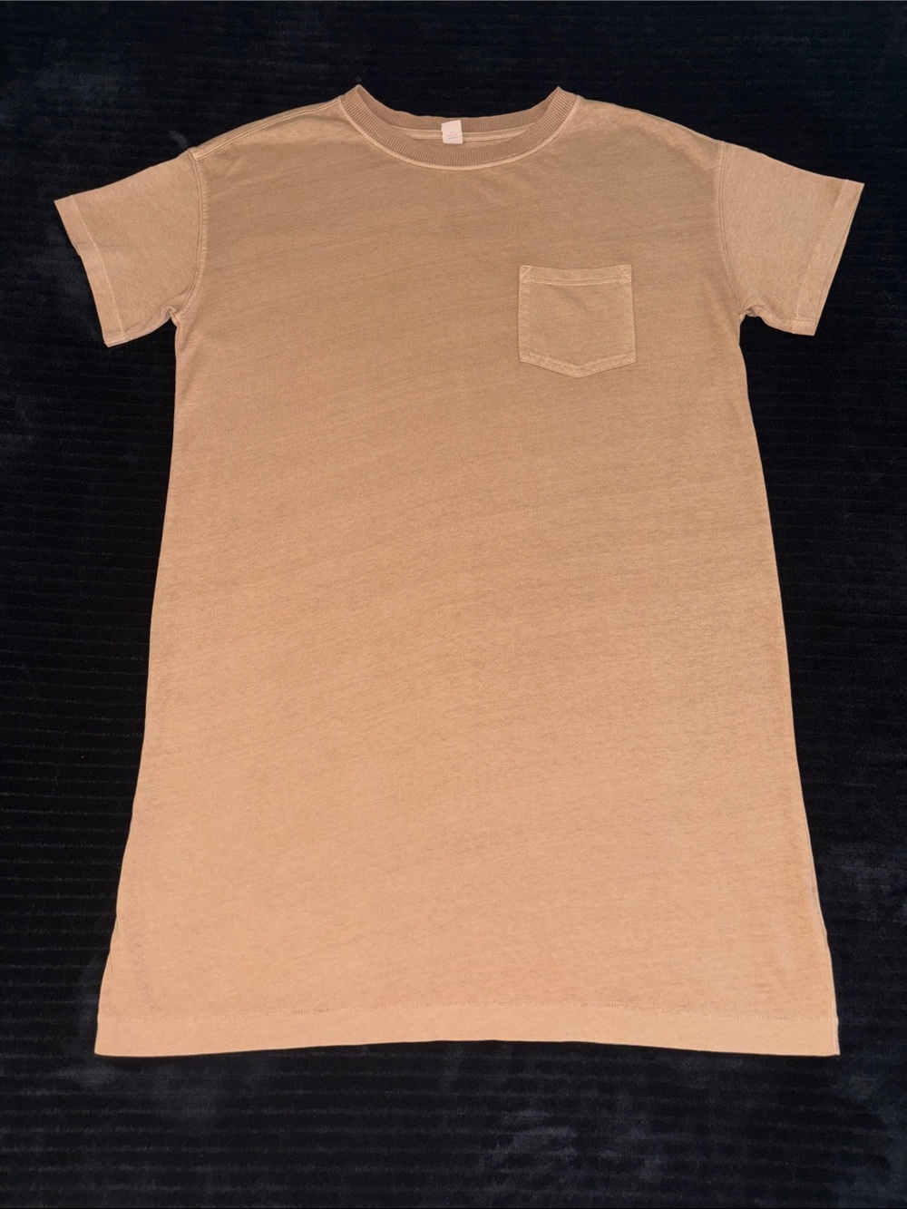Old Mavy Sz M Simple Pocket Tee Dress in Tan